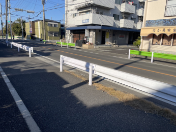 �O�ʓ��H�܂ތ��n�ʐ^�@-